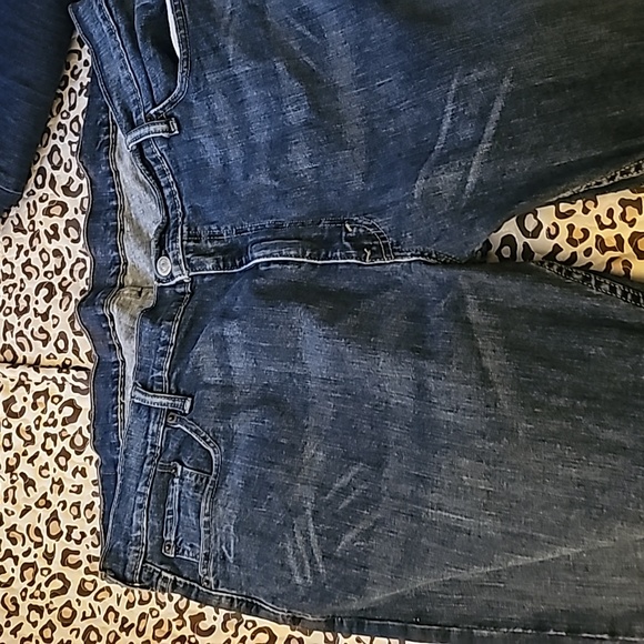 Mens Levis - Picture 2 of 5